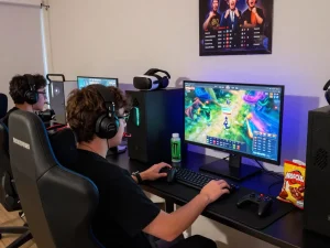 Exciting online gaming setup featuring mantra88 interface and vibrant visuals.